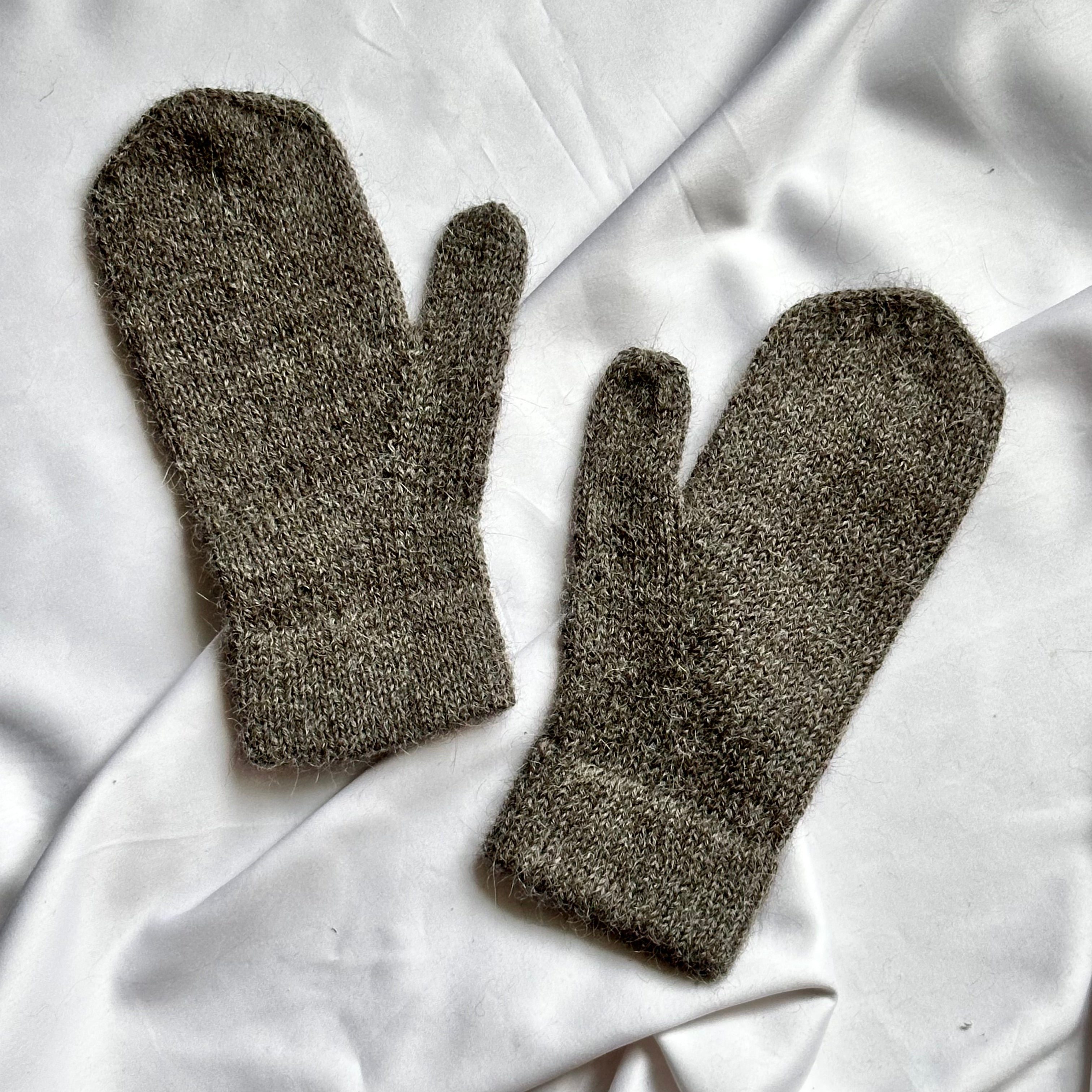 Frostbite Mittens