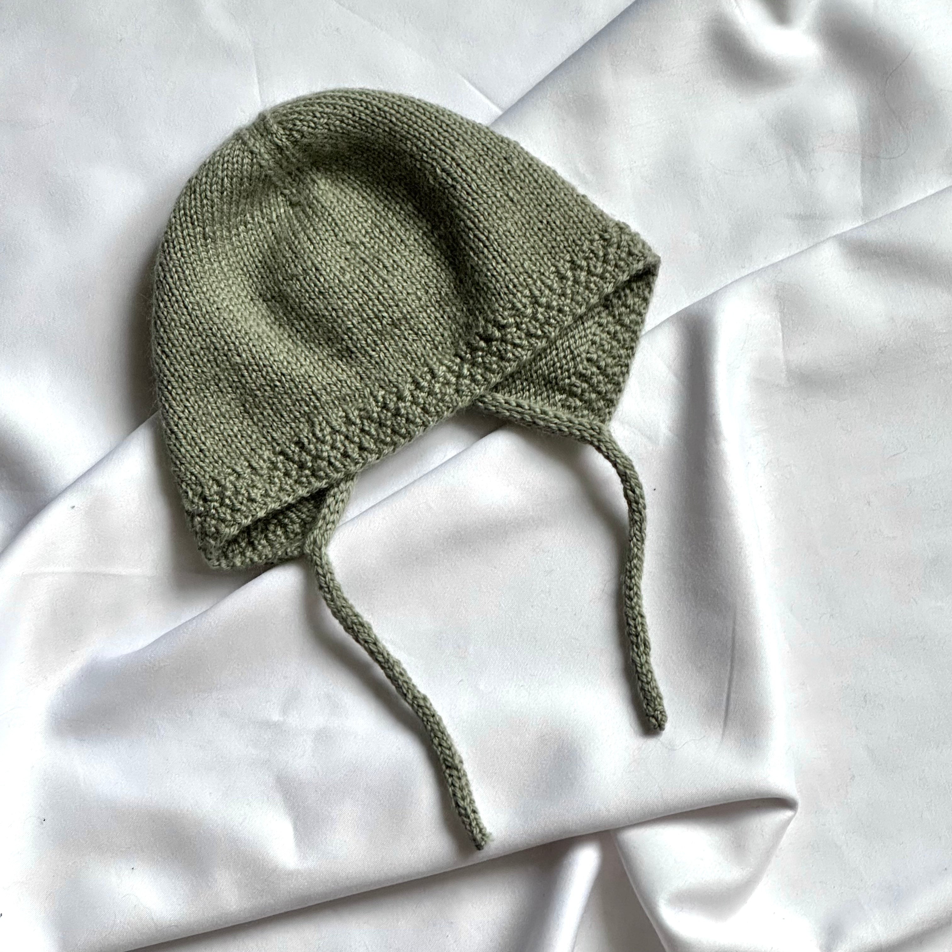 Green Pea Bonnet